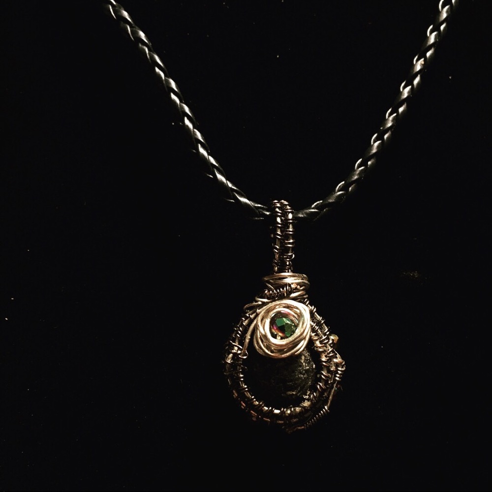 Essentialoil diffuser lavabead wirewrapped pendant